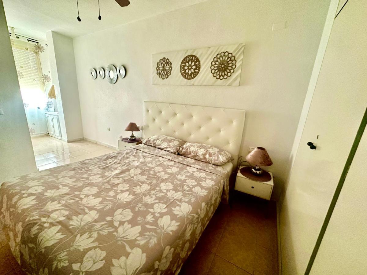 Atico Concordia Apartment ตอร์เรเวียคา ภายนอก รูปภาพ